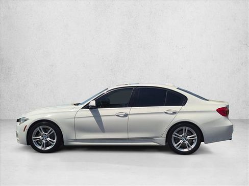 Used 2017 BMW 340i Sedan RWD image 9