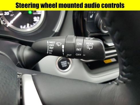 Used 2024 Toyota Highlander XLE image 13