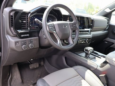 New 2025 Chevrolet Silverado 1500 ZR2 w/ Technology Package image 5