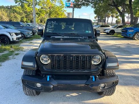Used 2024 Jeep Wrangler High Altitude AWD/4WD image 15