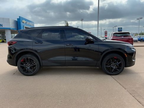 Used 2024 Chevrolet Blazer LT w/ Redline Edition AWD/4WD image 4