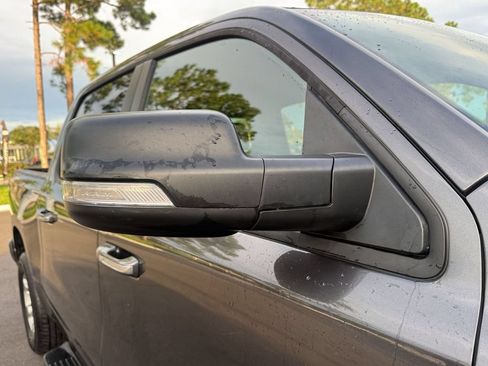 Used 2019 RAM 1500 Big Horn AWD/4WD image 11