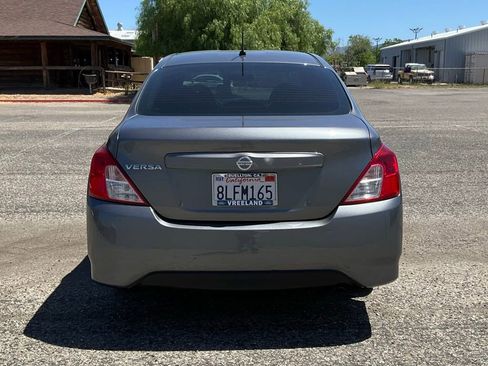Used 2016 Nissan Versa S image 5