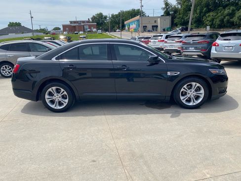 Used 2015 Ford Taurus SEL w/ Equipment Group 201A FWD image 5