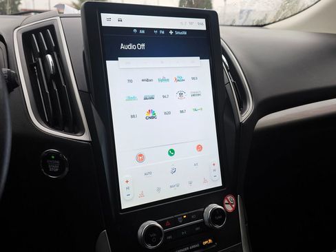 Used 2024 Ford Edge SEL image 22