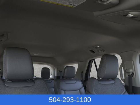 New 2026 Ford Explorer Active RWD image 24