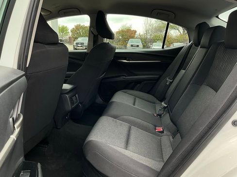 Used 2025 Toyota Camry LE image 11