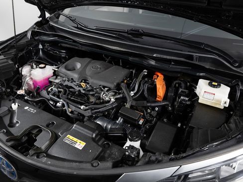 Used 2022 Toyota Sienna XSE w/ XSE Plus Package image 44