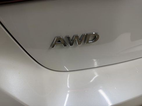 Used 2019 INFINITI Q50 Luxe w/ Essential Package (3.0T Luxe) image 8