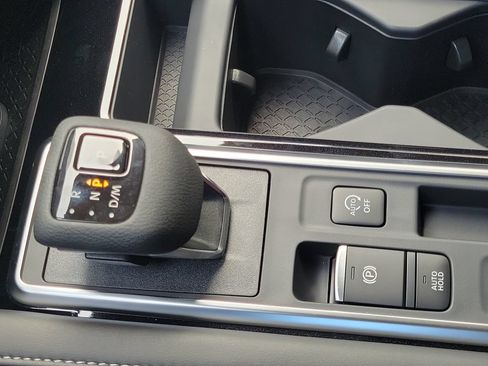 New 2026 Nissan Pathfinder SL FWD image 32