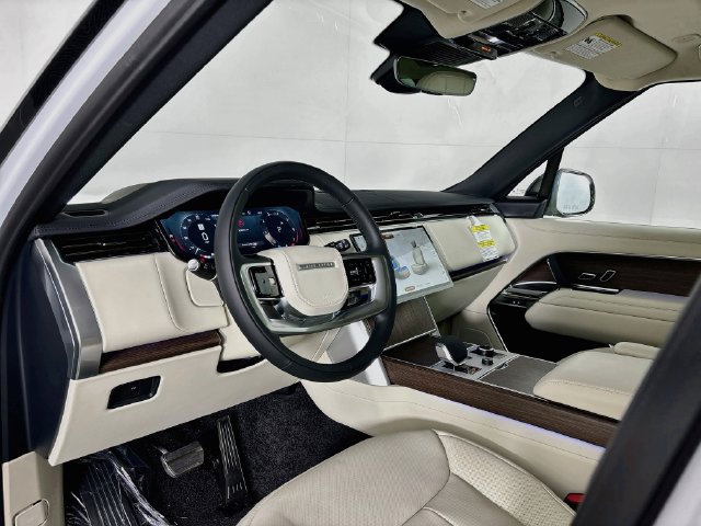 New 2027 Land Rover Range Rover SE AWD/4WD image 9