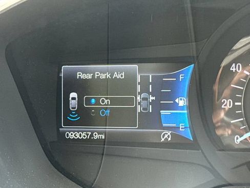 Used 2020 Ford Fusion SE FWD image 27