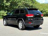 Used 2017 Jeep Grand Cherokee Laredo w/ Quick Order Package 23E image 2