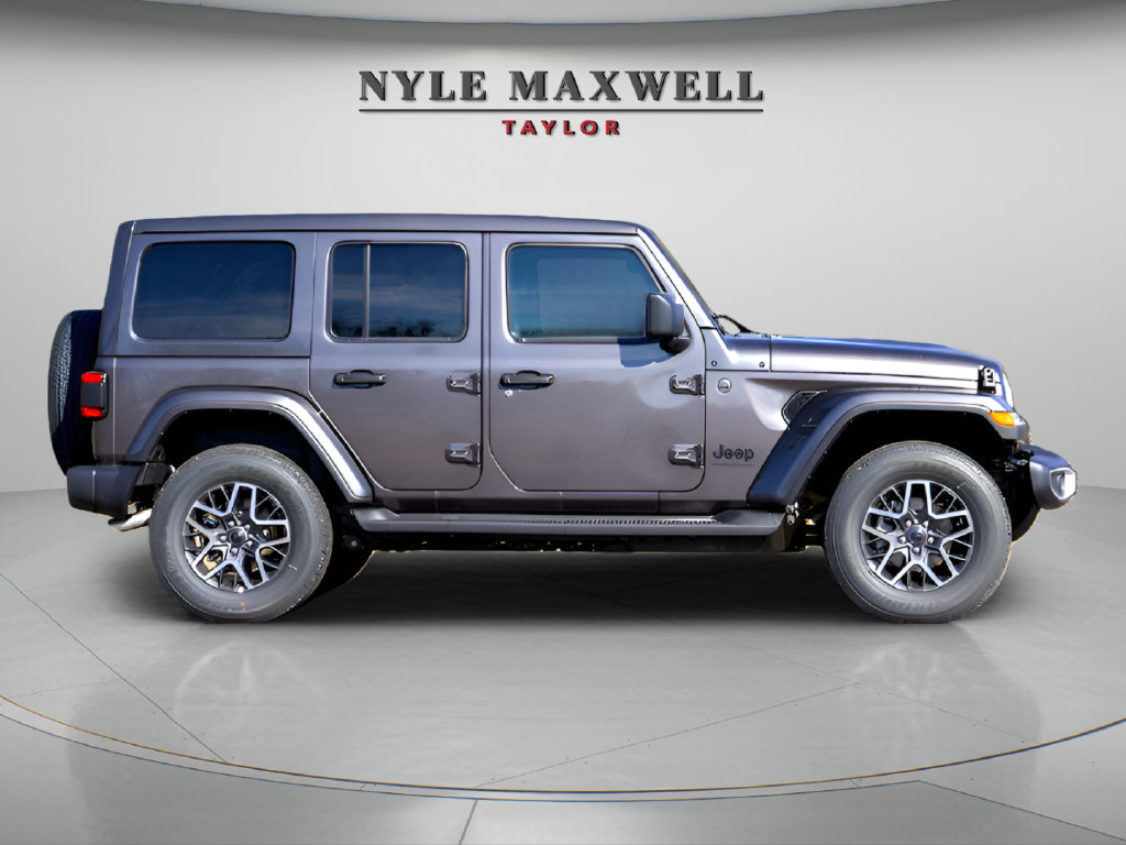 New 2026 Jeep Wrangler Unlimited Sahara AWD/4WD image 4