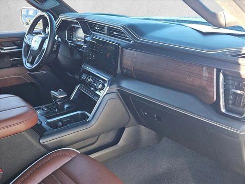 Used 2025 GMC Sierra 1500 Denali Ultimate image 23