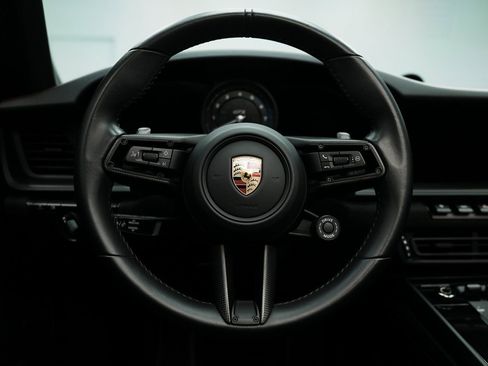 Used 2022 Porsche 911 Targa 4 GTS image 38