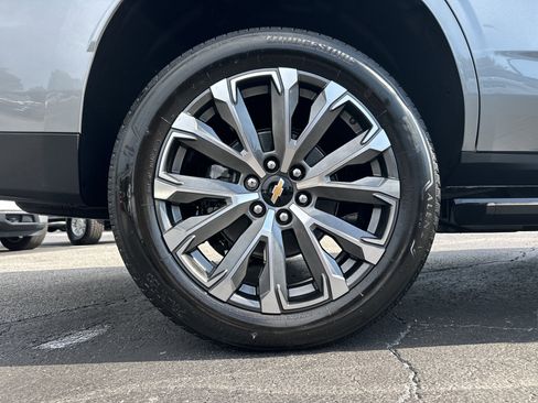 New 2026 Chevrolet Tahoe High Country image 19
