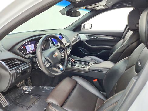 Used 2020 Cadillac CT5 V w/ Premium Package RWD image 16