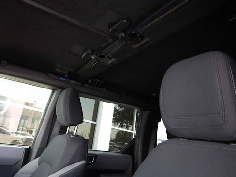 Used 2022 Ford Bronco 4-Door w/ Sasquatch Package AWD/4WD image 5