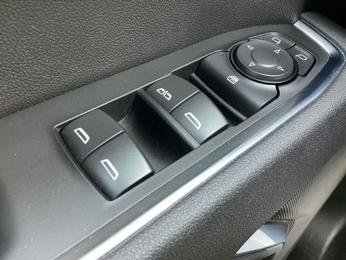 Used 2026 Chevrolet Silverado 1500 LT AWD/4WD image 22