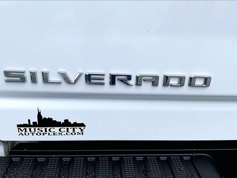 Used 2022 Chevrolet Silverado 2500 LT AWD/4WD image 27