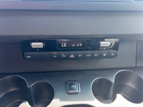 Used 2024 Mercedes-Benz Sprinter 3500 image 39