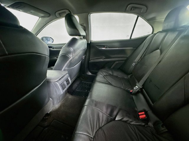 Used 2022 Toyota Camry XLE FWD image 22