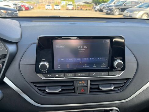 Used 2023 Nissan Altima 2.5 S image 18