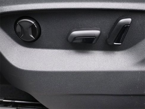 New 2026 Volkswagen Atlas SE image 33