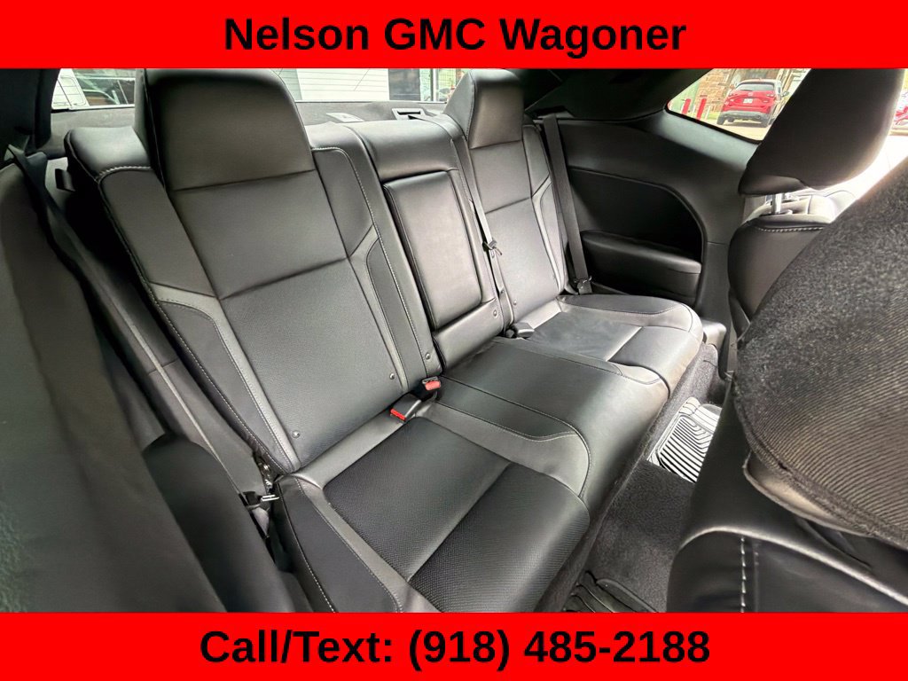 Used 2023 Dodge Challenger SXT w/ Plus Package RWD image 17