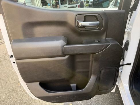 Used 2019 Chevrolet Silverado 1500 Custom w/ Custom Value Package image 24