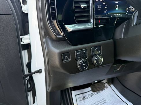 Used 2024 Chevrolet Silverado 1500 LT w/ Z71 Off-Road Package AWD/4WD image 19