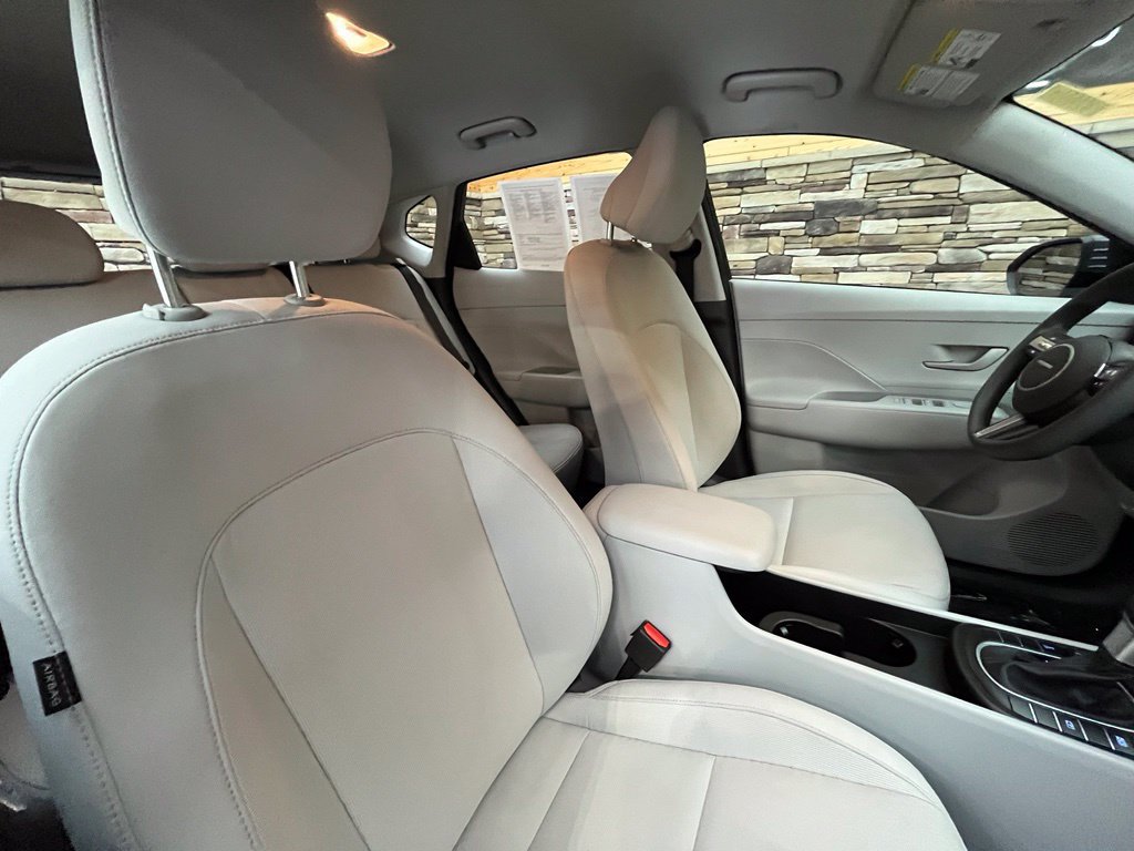 Used 2024 Hyundai Kona SE AWD/4WD image 24