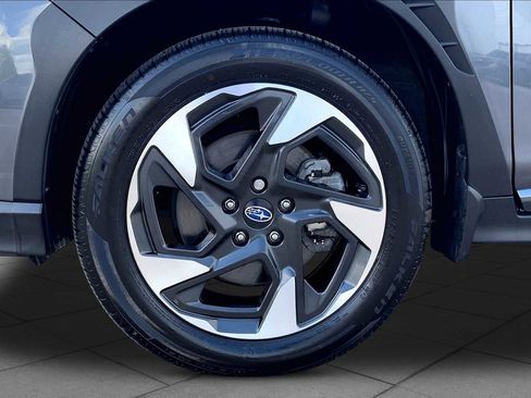Used 2025 Subaru Crosstrek 2.5i Limited AWD/4WD image 11