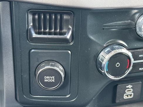 Used 2025 Ford F150 XLT w/ Equipment Group 301A Standard RWD image 22