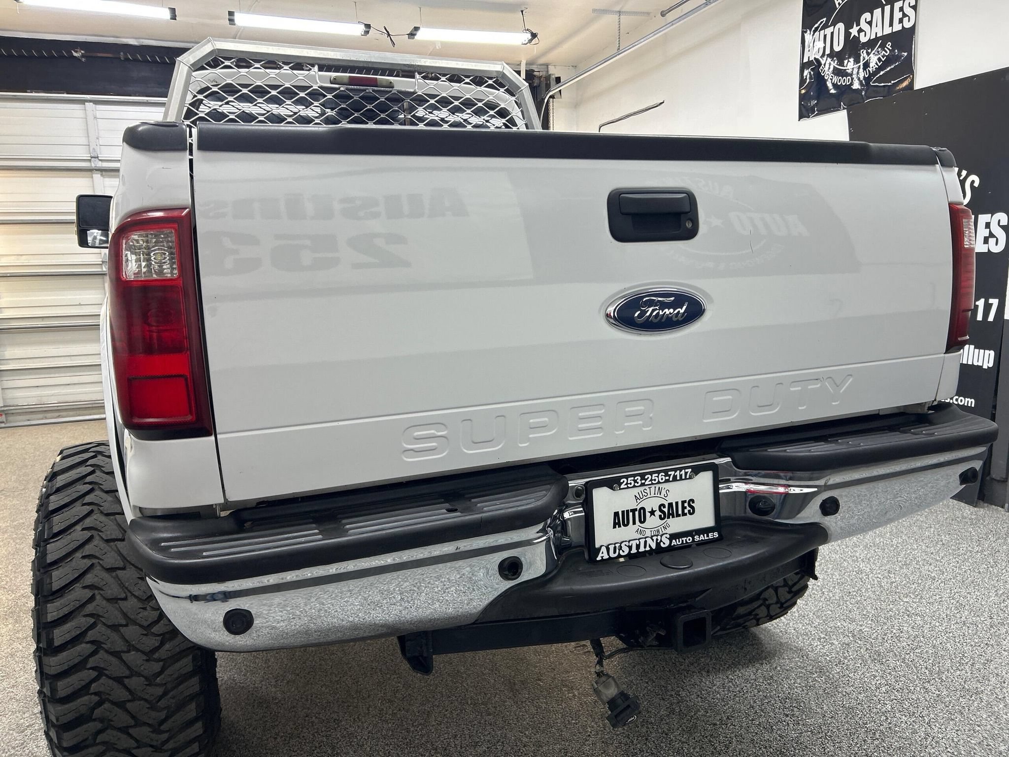 Used 2005 Ford F350 Lariat AWD/4WD image 5