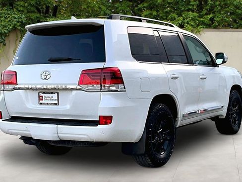 Used 2017 Toyota Land Cruiser AWD/4WD image 5