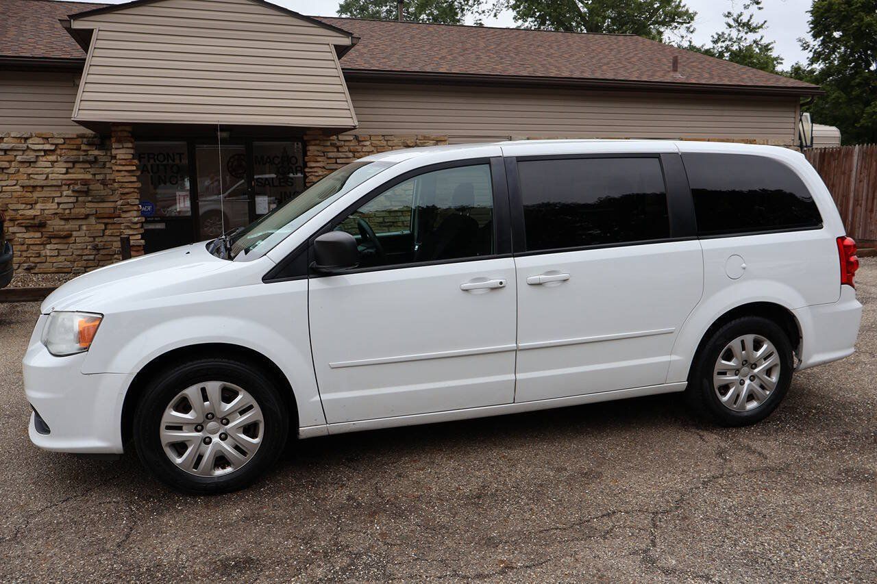 Used 2016 Dodge Grand Caravan SE w/ Quick Order Package 29E SE FWD image 4