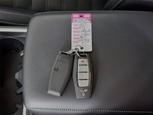 Used 2023 Mitsubishi Outlander SE AWD/4WD image 4