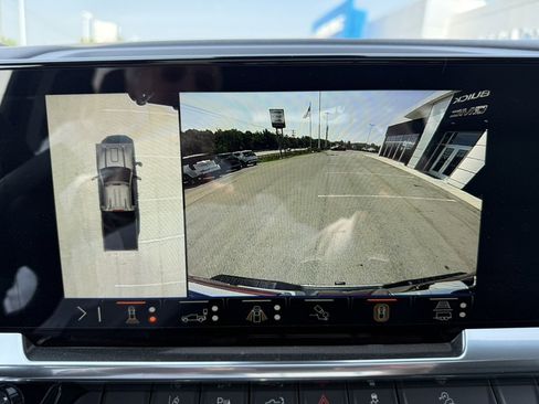 New 2025 GMC Sierra 2500 SLT w/ SLT Premium Package image 23