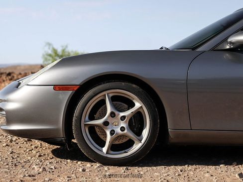 Used 2003 Porsche 911 Carrera RWD image 4