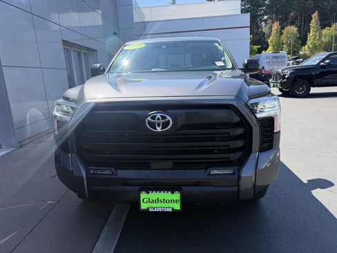 Used 2024 Toyota Tundra SR5 w/ SR5 Premium Package AWD/4WD image 9