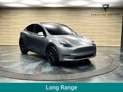 Used 2025 Tesla Model Y Long Range AWD/4WD image 1