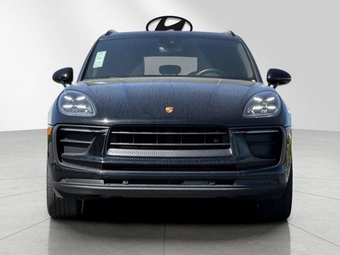 Used 2022 Porsche Macan AWD/4WD image 8