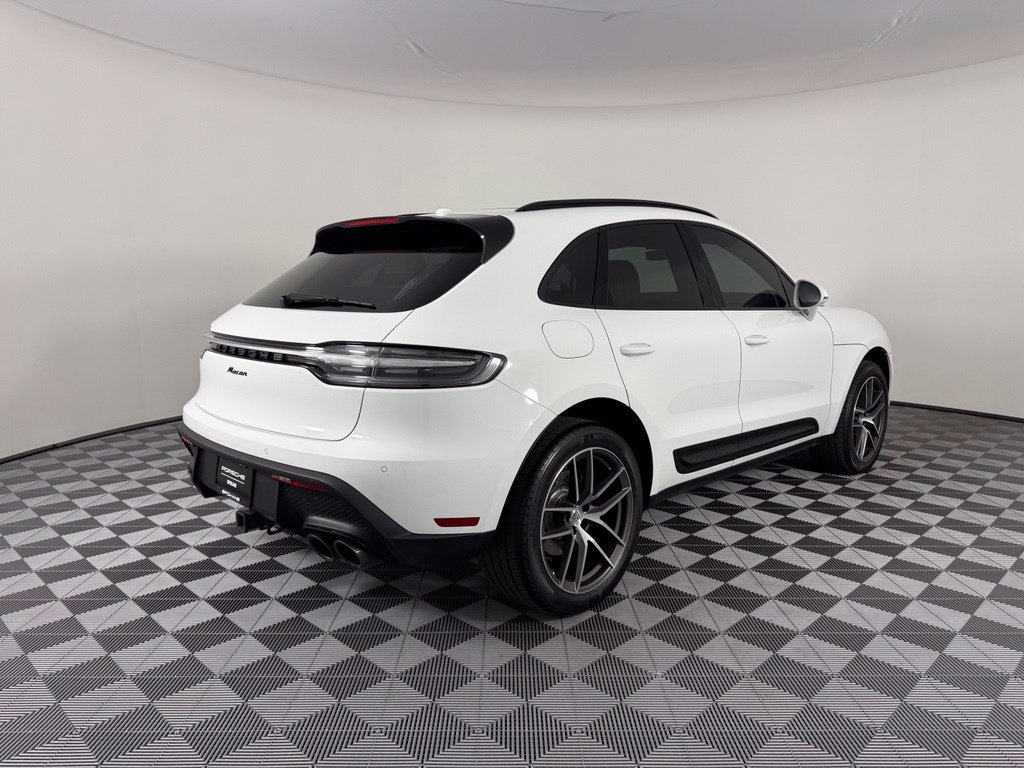 Certified 2023 Porsche Macan Turbo AWD/4WD image 9