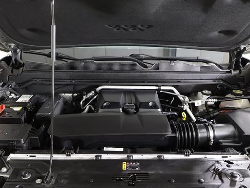 Used 2023 GMC Canyon Denali image 23