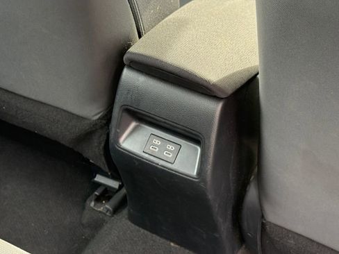 Used 2024 Toyota Corolla LE FWD image 21