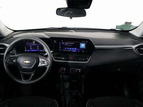 Used 2024 Chevrolet TrailBlazer LS image 8