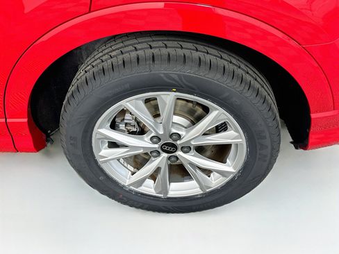 Used 2023 Audi Q3 2.0T Premium AWD/4WD image 11