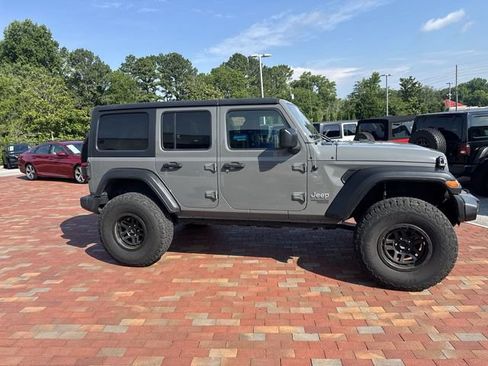 Used 2020 Jeep Wrangler Unlimited Sport S AWD/4WD image 16